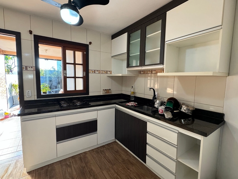 Casa com 2 Dormitórios, Churrasqueira e Excelente Localização Próxima!: 4ª foto da galeria de imagens do imóvel