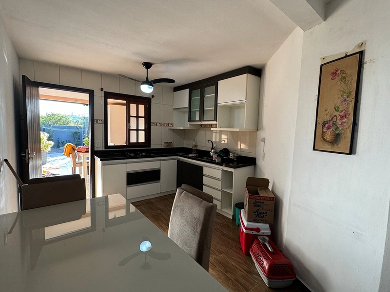 Casa com 2 Dormitórios, Churrasqueira e Excelente Localização Próxima!: 5ª foto da galeria de imagens do imóvel