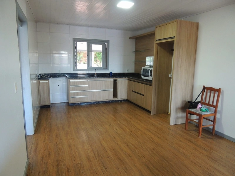 BELA CASA A VENDA EM CAPÃO NOVO!: 3ª foto da galeria de imagens do imóvel