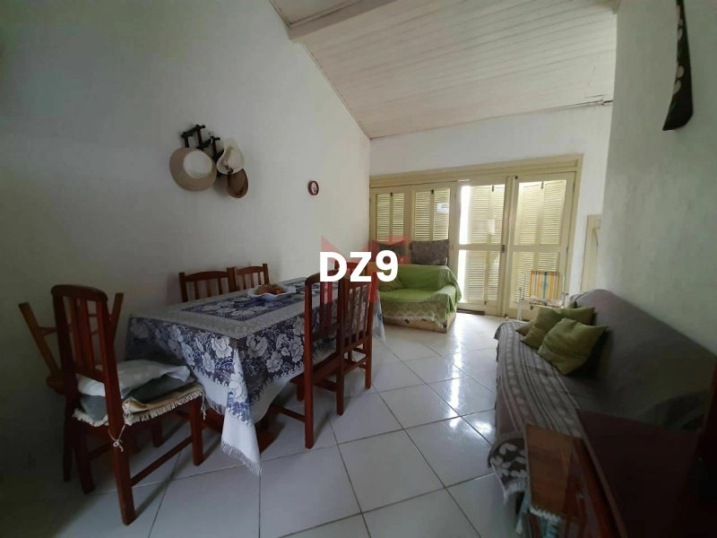 CASA DE TEMPORADA COM 2 SUÍTES E GARAGEM!: 3ª foto da galeria de imagens do imóvel