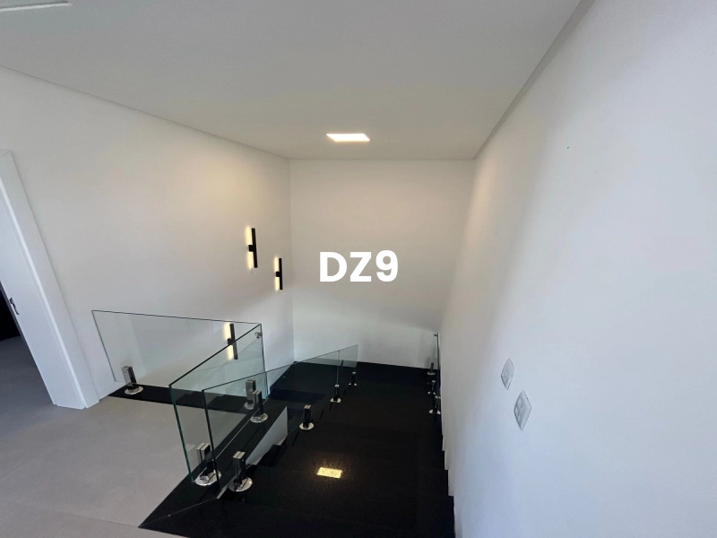 CASA EM CONDOMÍNIO, COM 4 SUÍTES, MOBILIADA E DECORADA!: 10ª foto da galeria de imagens do imóvel