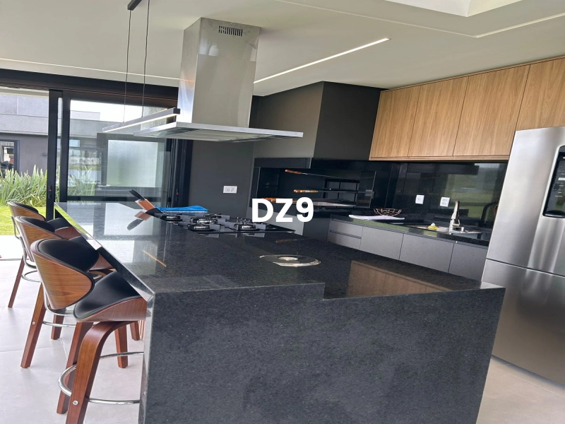 CASA EM CONDOMÍNIO, COM 4 SUÍTES, MOBILIADA E DECORADA!: 7ª foto da galeria de imagens do imóvel