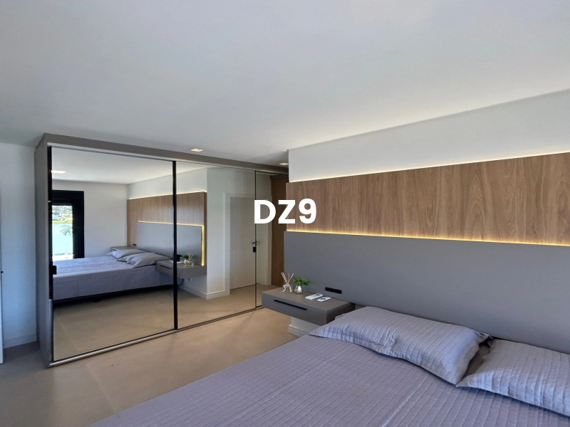 CASA EM CONDOMÍNIO, COM 4 SUÍTES, MOBILIADA E DECORADA!: 3ª foto da galeria de imagens do imóvel