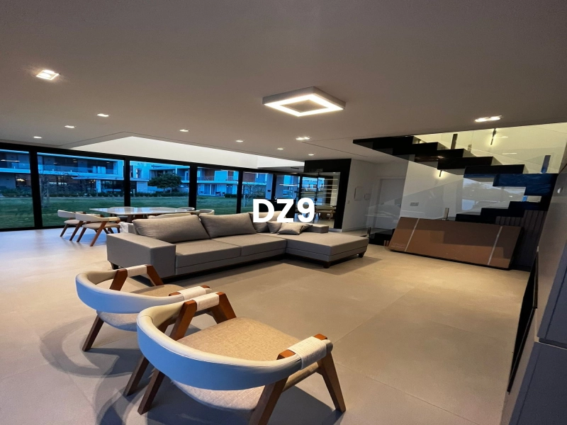 CASA EM CONDOMÍNIO, COM 4 SUÍTES, MOBILIADA E DECORADA!: 15ª foto da galeria de imagens do imóvel