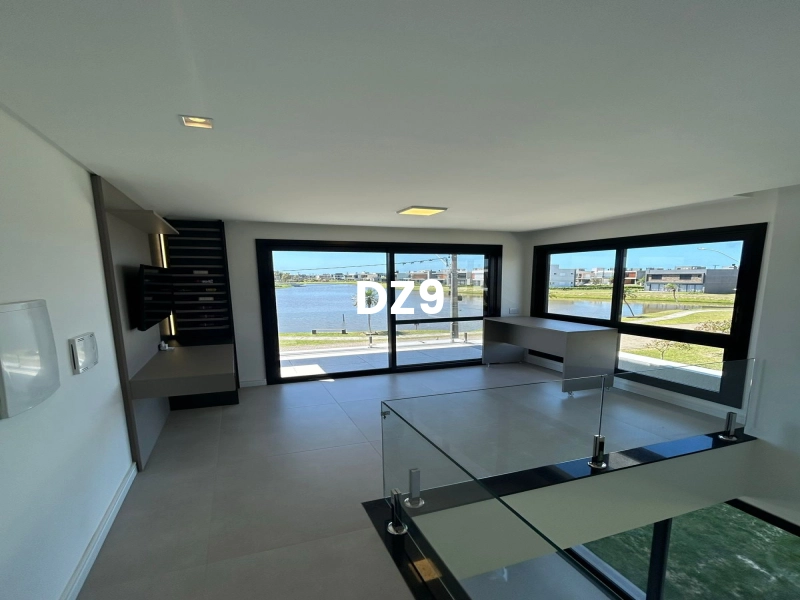 CASA EM CONDOMÍNIO, COM 4 SUÍTES, MOBILIADA E DECORADA!: 9ª foto da galeria de imagens do imóvel