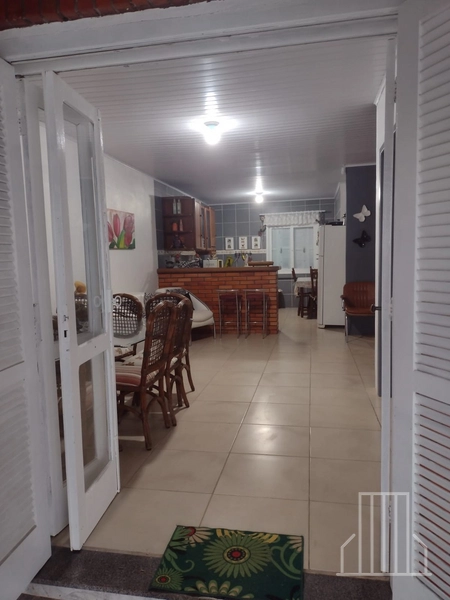 EXCELENTE CASA À VENDA NO BAIRRO ARCO-ÍRIS, EM CAPÃO DA CANOA!: 12ª foto da galeria de imagens do imóvel