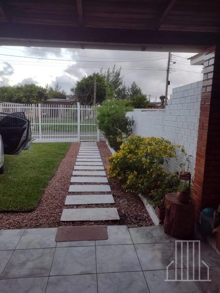 EXCELENTE CASA À VENDA NO BAIRRO ARCO-ÍRIS, EM CAPÃO DA CANOA!: 4ª foto da galeria de imagens do imóvel