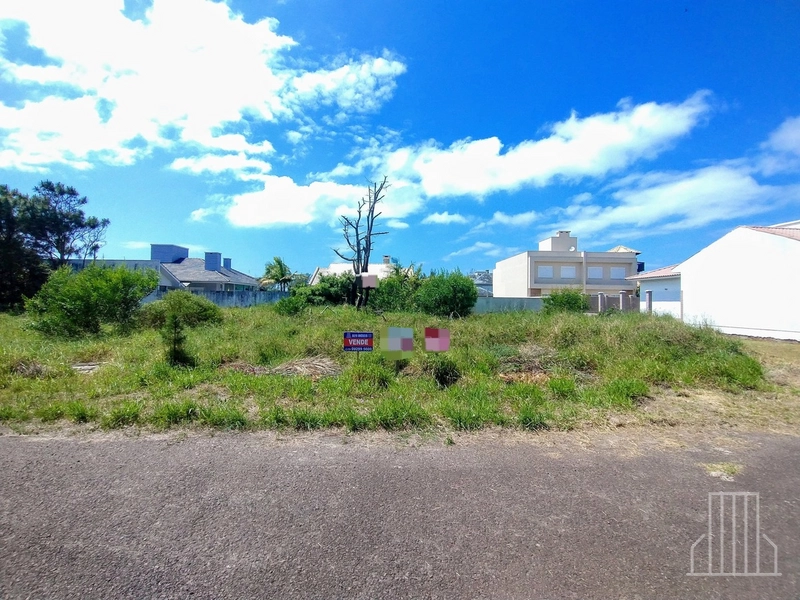 TERRENO IMPECÁVEL À VENDA - ÓTIMA LOCALIZAÇÃO E POTENCIAL: 2ª foto da galeria de imagens do imóvel