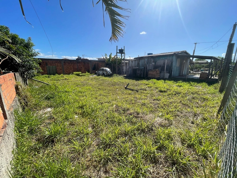 Terreno de 300m² com Posição Solar Leste: 3ª foto da galeria de imagens do imóvel