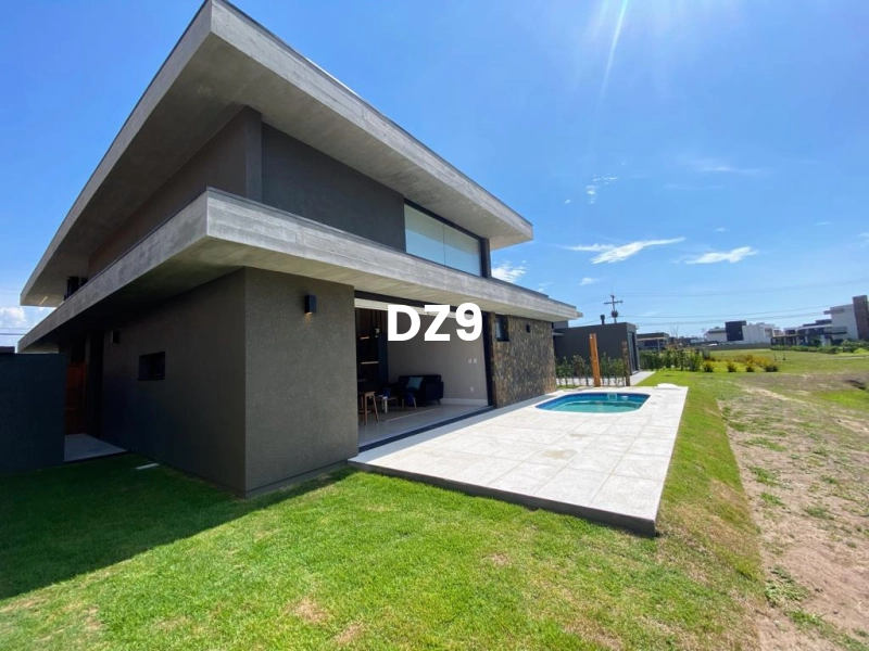 CASA COM 4 DORM EM CONDOMINIO: 18ª foto da galeria de imagens do imóvel