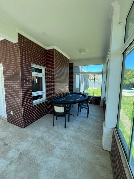 BELISSIMA CASA A VENDA EM ATLÂNTIDA: 4ª foto da galeria de imagens do imóvel