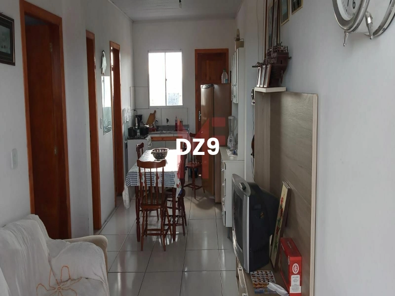 SOBRADO COM 02 APTOS NA PARTE SUPERIOR + PONTO COMERCIAL SENDO UMA OFICINA: 3ª foto da galeria de imagens do imóvel