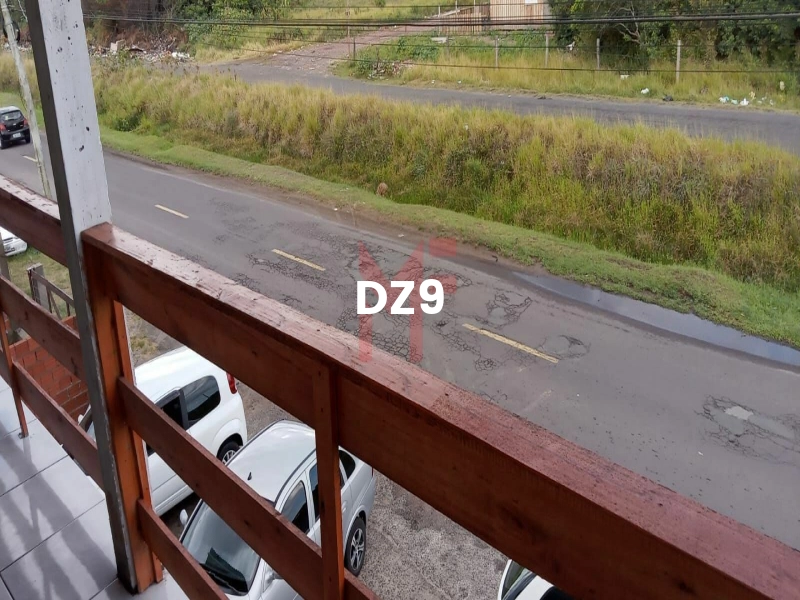 SOBRADO COM 02 APTOS NA PARTE SUPERIOR + PONTO COMERCIAL SENDO UMA OFICINA: 14ª foto da galeria de imagens do imóvel