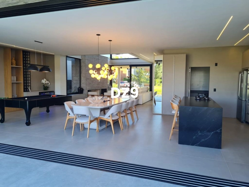 CASA EM CONDOMÍNIO COM 5 SUÍTES!: 7ª foto da galeria de imagens do imóvel