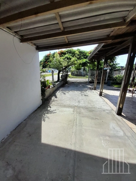 LINDAA CASA A VENDA EM CAPÃO NOVO: 7ª foto da galeria de imagens do imóvel