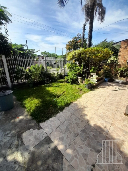 LINDAA CASA A VENDA EM CAPÃO NOVO: 2ª foto da galeria de imagens do imóvel