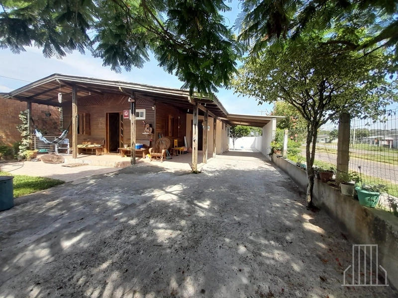 LINDAA CASA A VENDA EM CAPÃO NOVO: 1ª foto da galeria de imagens do imóvel