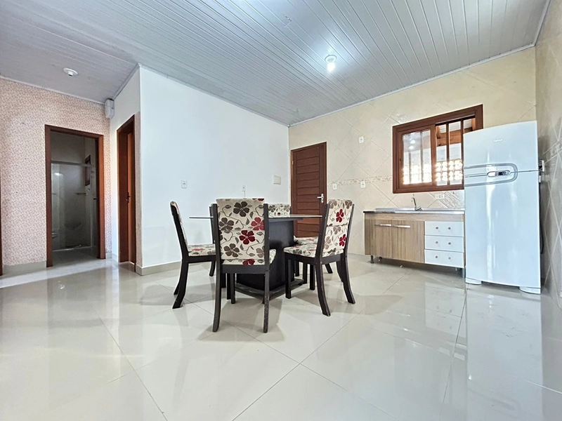 CASA NO JARDIM BEIRA: 7ª foto da galeria de imagens do imóvel
