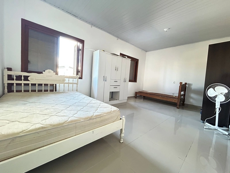 CASA NO JARDIM BEIRA: 5ª foto da galeria de imagens do imóvel