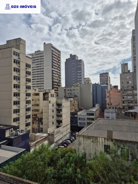 Apartamento Semi-Mobiliado com Suíte no Centro de Porto Alegre: 8ª foto da galeria de imagens do imóvel