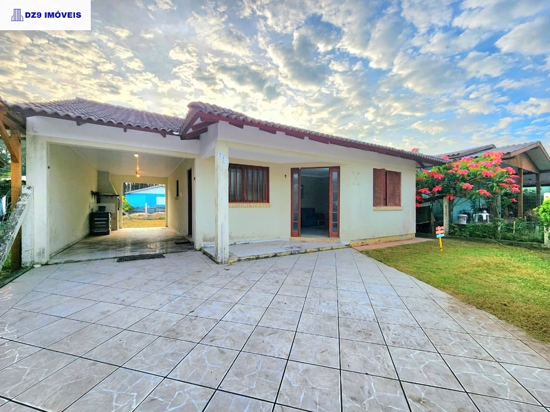 Casa a venda em Capão Novo Village!: 2ª foto da galeria de imagens do imóvel