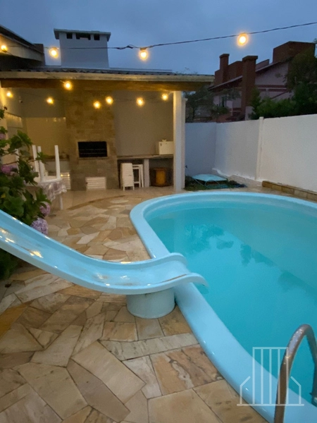 Aluguel de Temporada: Casa Confortável com Piscina: 2ª foto da galeria de imagens do imóvel