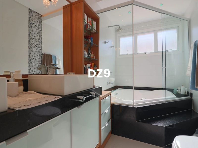 CASA COM  4 DORMITÓRIOS CONDOMINIO FECHADO: 9ª foto da galeria de imagens do imóvel