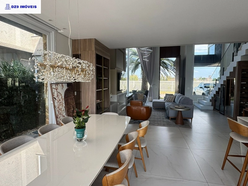 Sobrado no Capão Ilhas com 4 suítes, piscina aquecida e luxo: 13ª foto da galeria de imagens do imóvel