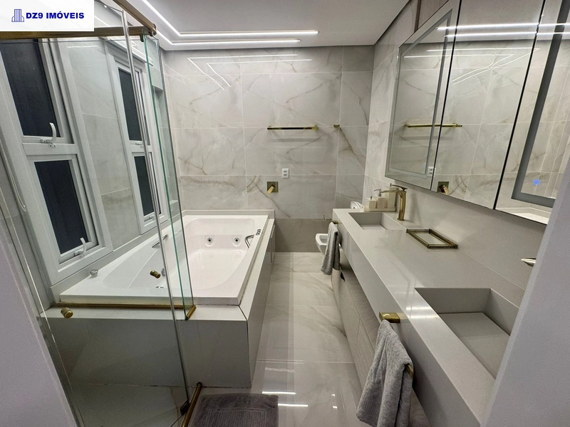 Sobrado no Capão Ilhas com 4 suítes, piscina aquecida e luxo: 19ª foto da galeria de imagens do imóvel