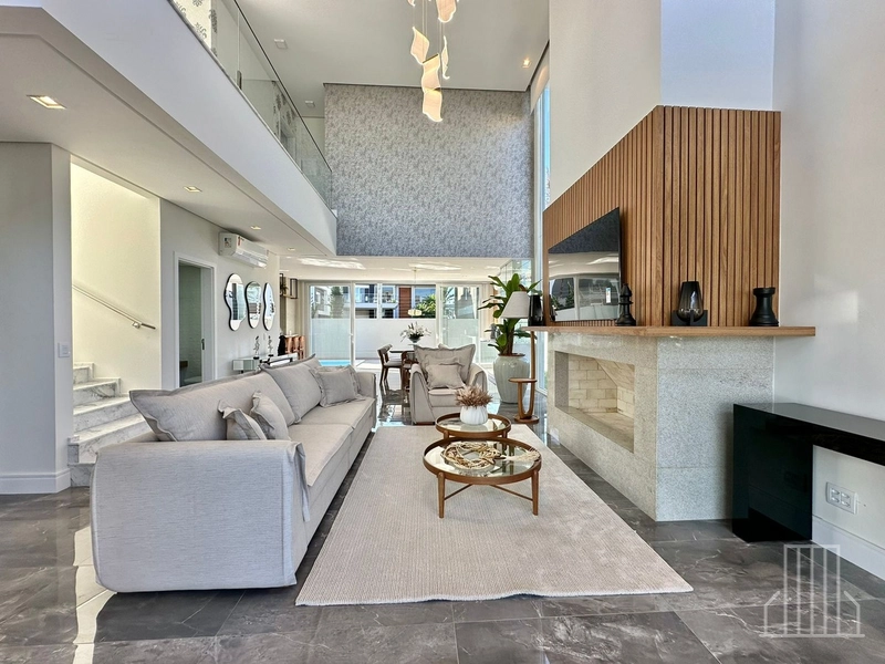 LINDO SOBRADO DE ALTO PADRÃO EM CONDOMÍNIO FECHADO!: 3ª foto da galeria de imagens do imóvel