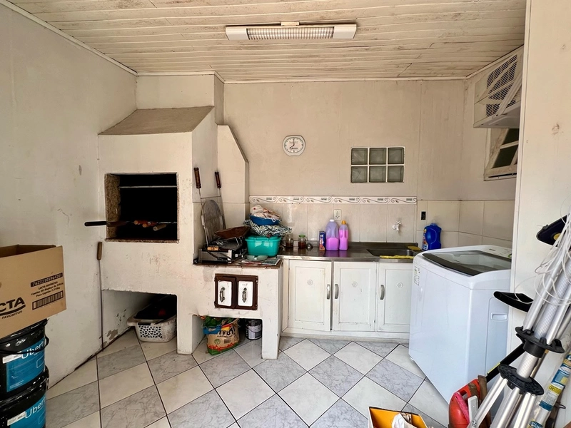 LINDA CASA A VENDA EM CAPÃO NOVO COM 3 DORMITÓRIOS E 2 SUITES!: 9ª foto da galeria de imagens do imóvel