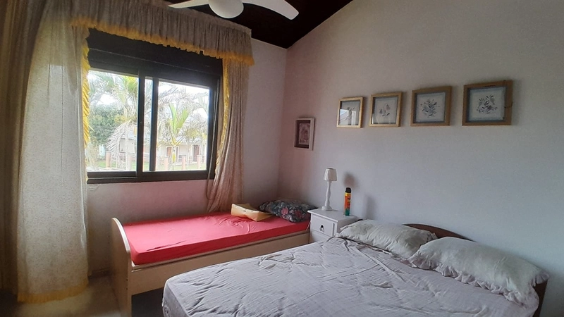 SOBRADO A VENDA EM CAPÃO NOVO!: 5ª foto da galeria de imagens do imóvel