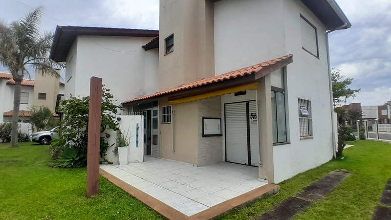 SOBRADO A VENDA EM CAPÃO NOVO!: 1ª foto da galeria de imagens do imóvel