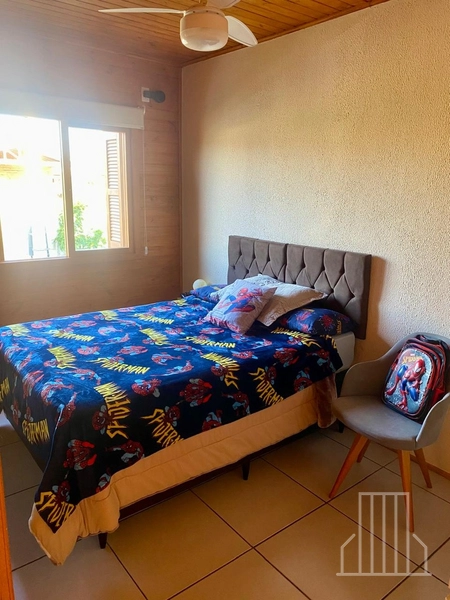 LINDÍSSIMA CASA DE MADEIRA DE LEI  ITAÚBA EM CAPÃO NOVO!: 12ª foto da galeria de imagens do imóvel