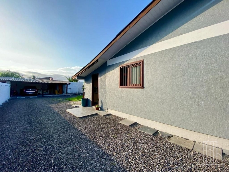 ESPAÇOSA CASA COM ANEXO E POTENCIAL DE EXPANSÃO!: 4ª foto da galeria de imagens do imóvel