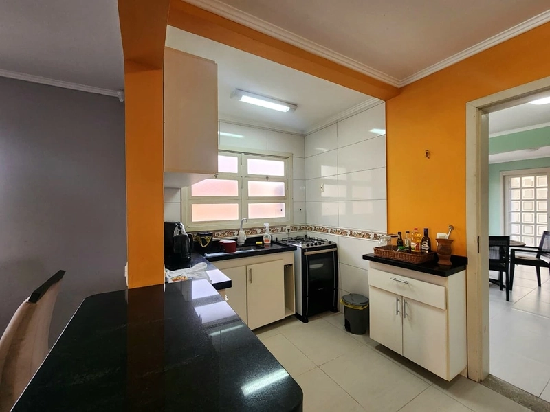 Casa de Esquina Mobiliada com Piscina e Salão de Festas em Capão Novo, Próxima ao Mar: 10ª foto da galeria de imagens do imóvel