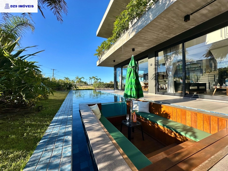 Casa alto padrão, 5 suítes, vista lago, piscina e automação total: 7ª foto da galeria de imagens do imóvel
