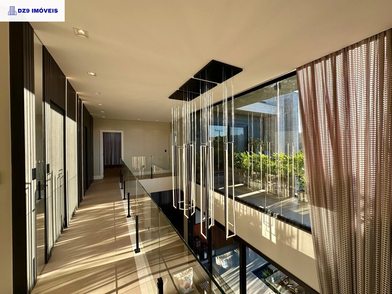 Casa alto padrão, 5 suítes, vista lago, piscina e automação total: 37ª foto da galeria de imagens do imóvel