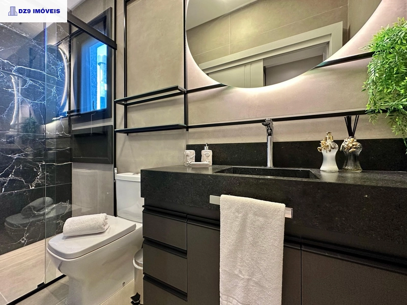 Casa alto padrão, 5 suítes, vista lago, piscina e automação total: 40ª foto da galeria de imagens do imóvel