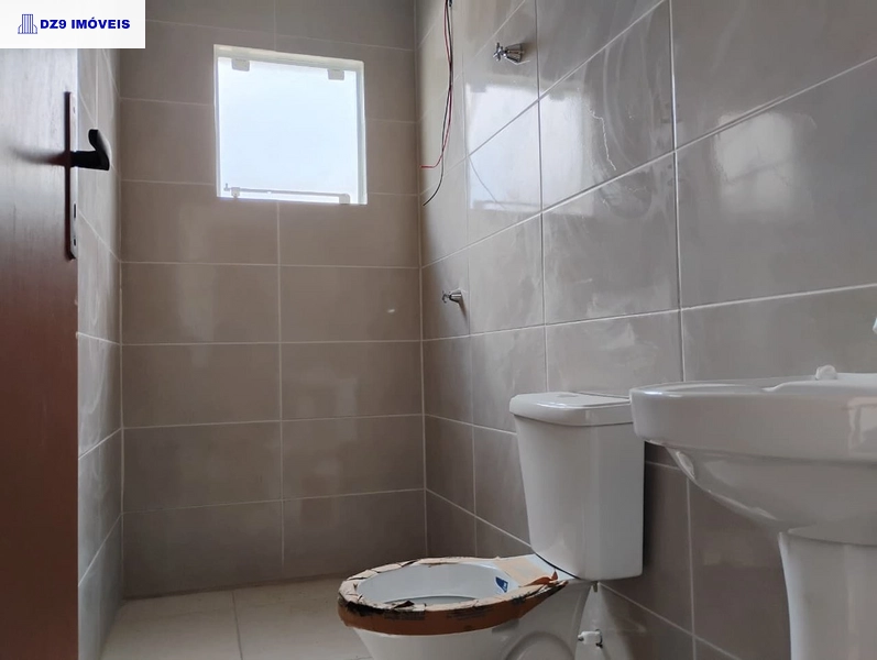 CASA GEMINADA  A VENDA EM CAPÃO NOVO: 8ª foto da galeria de imagens do imóvel