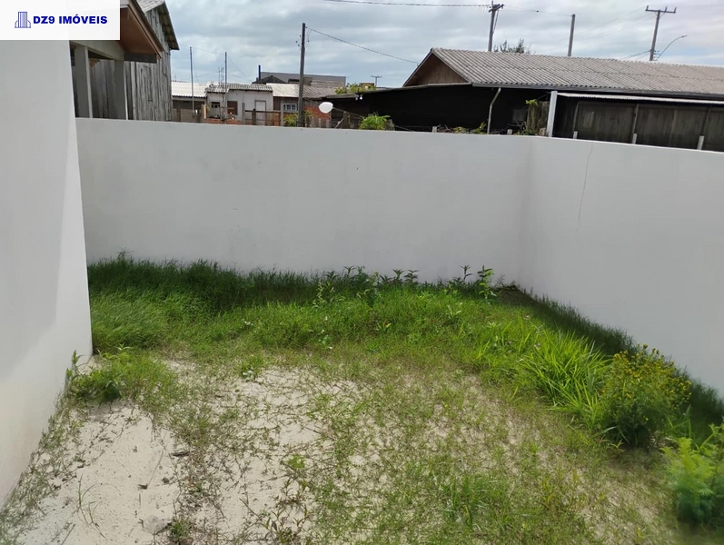 CASA GEMINADA  A VENDA EM CAPÃO NOVO: 11ª foto da galeria de imagens do imóvel