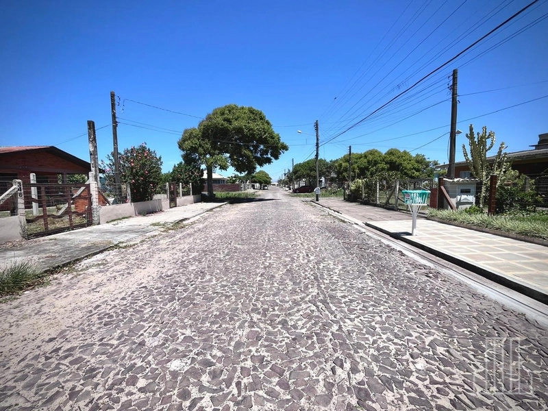 EXCELENTE CASA À VENDA LOCALIZADA NO BAIRRO ZONA NORTE!: 10ª foto da galeria de imagens do imóvel