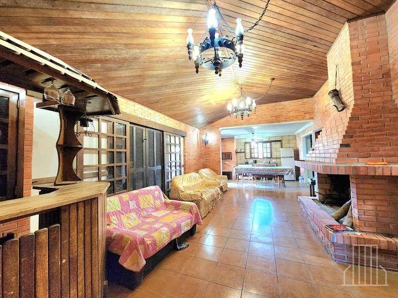 EXCELENTE SOBRADO COM 5 DORMITÓRIOS NO BAIRRO CAPÃO NOVO!: 15ª foto da galeria de imagens do imóvel