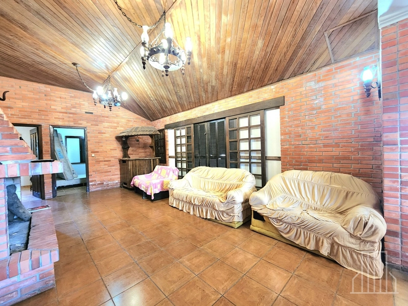 EXCELENTE SOBRADO COM 5 DORMITÓRIOS NO BAIRRO CAPÃO NOVO!: 14ª foto da galeria de imagens do imóvel