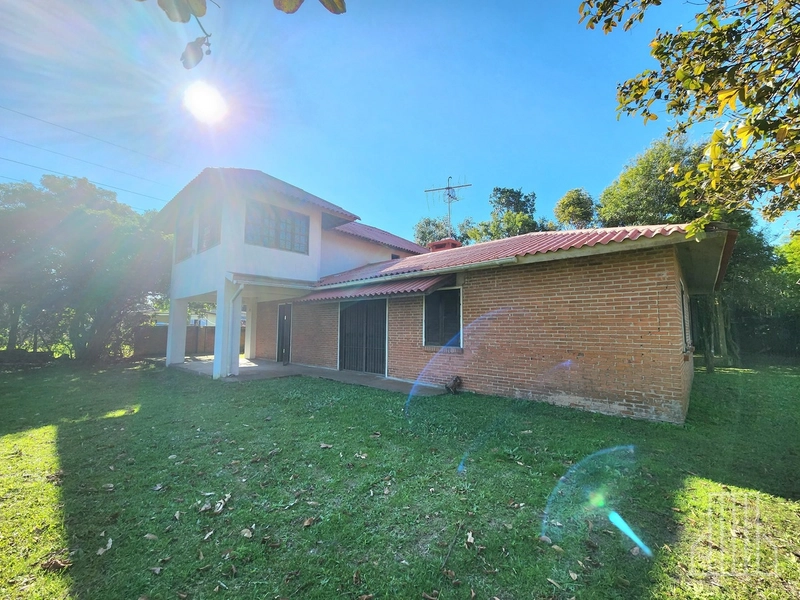 EXCELENTE SOBRADO COM 5 DORMITÓRIOS NO BAIRRO CAPÃO NOVO!: 9ª foto da galeria de imagens do imóvel