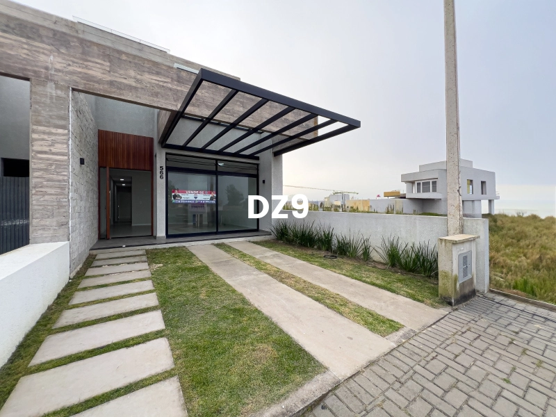 CASA IMPECÁVEL À VENDA - PERFEITA PARA SUA FAMÍLIA!: 1ª foto da galeria de imagens do imóvel