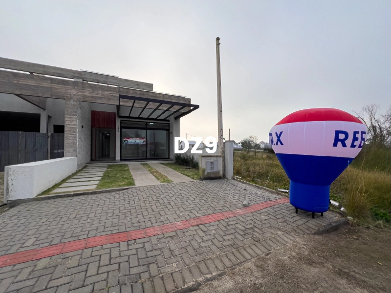 CASA IMPECÁVEL À VENDA - PERFEITA PARA SUA FAMÍLIA!: 2ª foto da galeria de imagens do imóvel