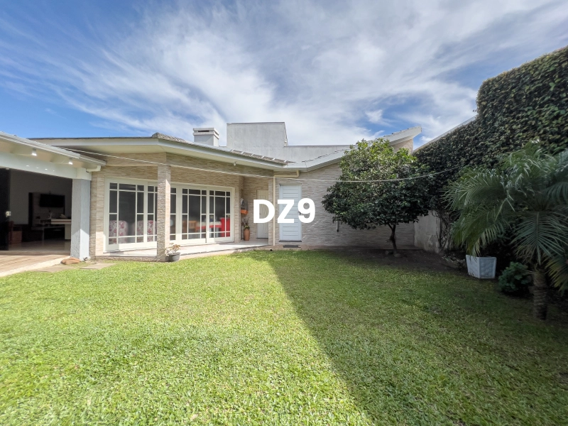 CASA COM 5 DORMITORIOS!: 16ª foto da galeria de imagens do imóvel