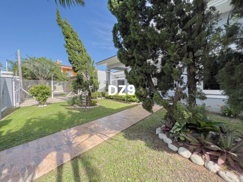 CASA COM 5 DORMITORIOS!: 2ª foto da galeria de imagens do imóvel