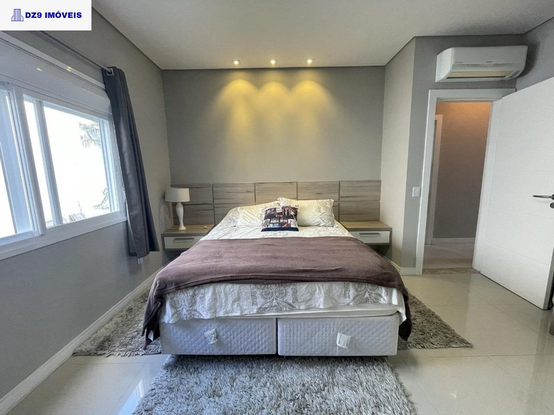 LINDA CASA NO CONDADO DE CAPÃO: 6ª foto da galeria de imagens do imóvel